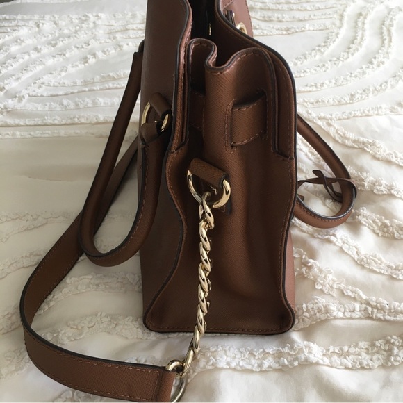 Michael Kors Hamilton Elegant Brown Leather Handbag - Picture 8 of 11